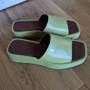 Aloha Green Platform Sandal